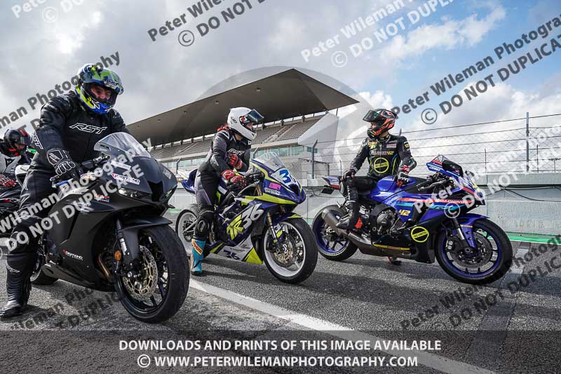 motorbikes;no limits;peter wileman photography;portimao;portugal;trackday digital images